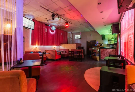 первое городское караоке-кафе red town фото 10 - karaoke.moscow