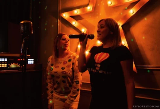 руки вверх! бар фото 6 - karaoke.moscow