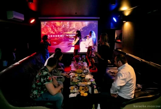 караоке-клуб friend's hall newtone фото 2 - karaoke.moscow