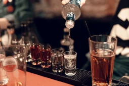 бар руки вверх! на улице исаковского фото 2 - karaoke.moscow