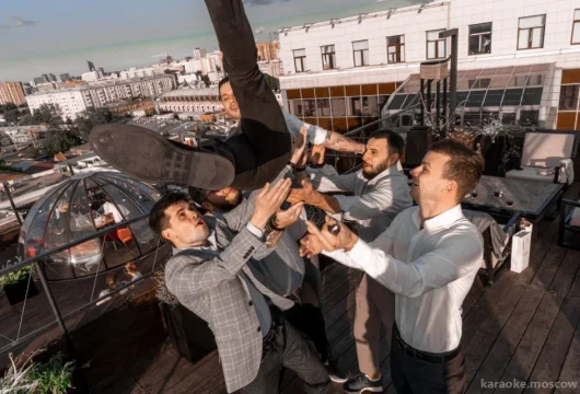 компания по аренде иглу на крыше igloobar фото 2 - karaoke.moscow